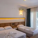 Tunan Hotel Ayvalik