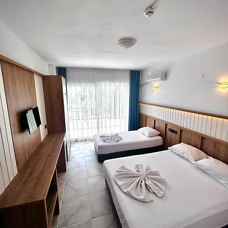 Tunan Hotel Ayvalı