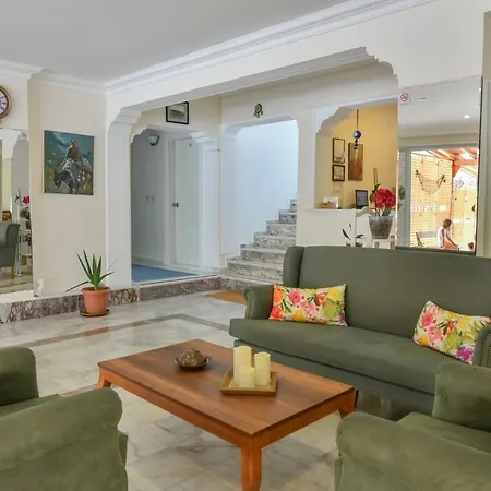 Hotel Tunan Ayvalı
