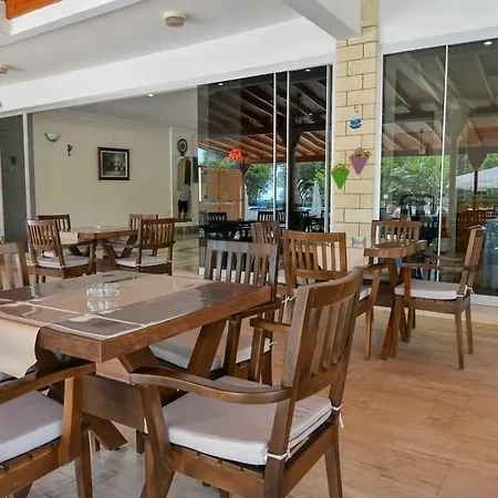 Hotel Tunan Ayvalı