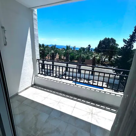 Tunan Ayvalı